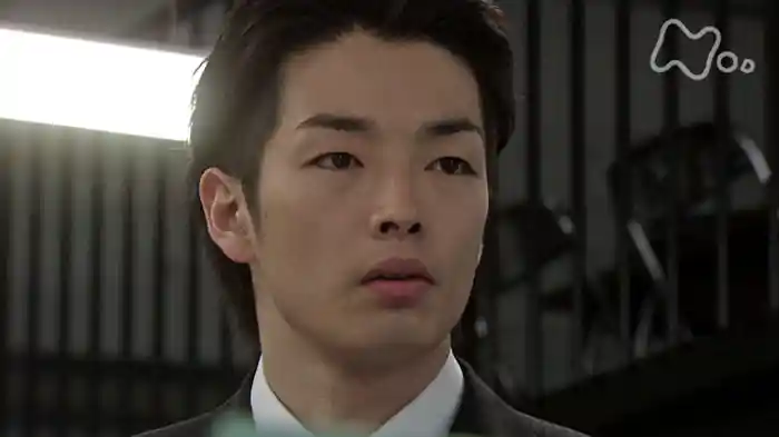 その男は、悪魔