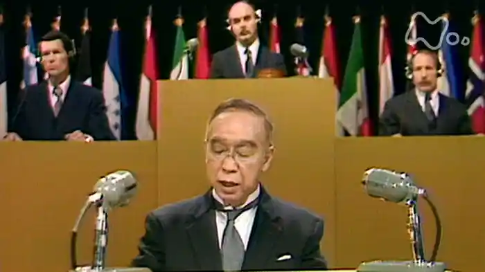 オペラハウスの日章旗　サンフランシスコ講和会議