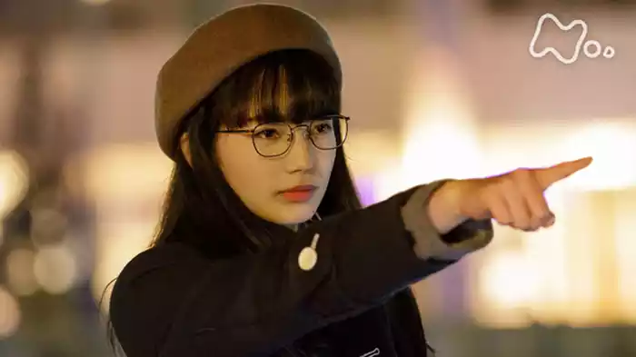 スリル！～赤の章～　「警視庁庶務係ヒトミの大予言」