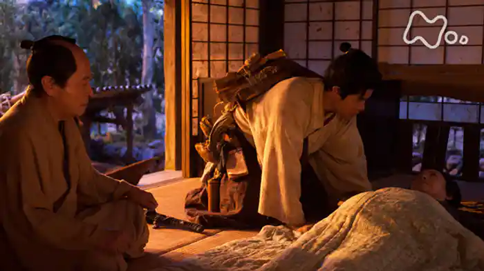 「背中の母」