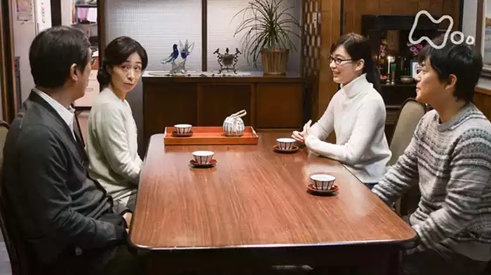 「初めての里帰りに悩む妻」