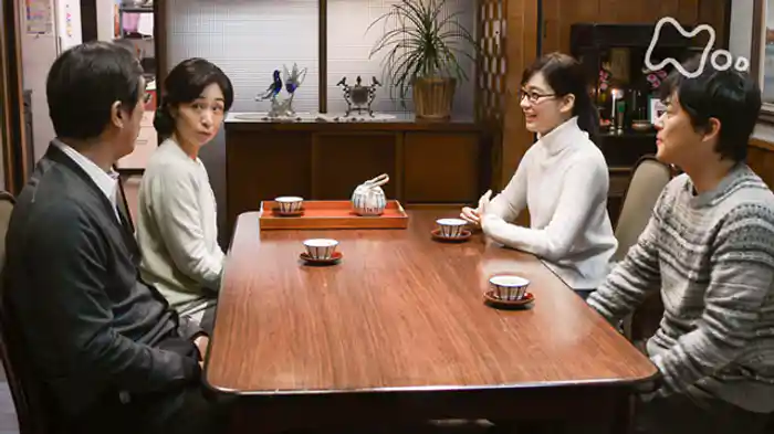 「初めての里帰りに悩む妻」