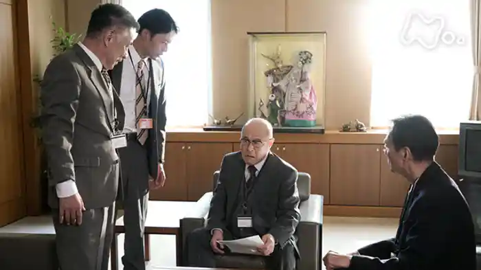 「職業は記者」