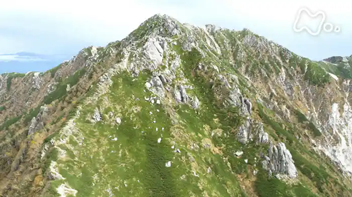 「中央アルプス　空木岳～紅葉の尾根をたどり白き岩峰へ～」