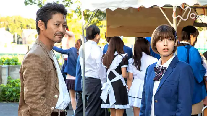 「学園祭だ！　出演者も変なテンション最高潮！」