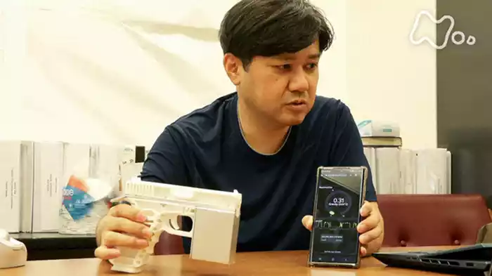 撃てない銃　～日本人エンジニア　米銃社会に生きる～