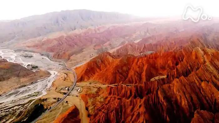 “最美公路”をゆく～中国　果てしなき絶景の道～