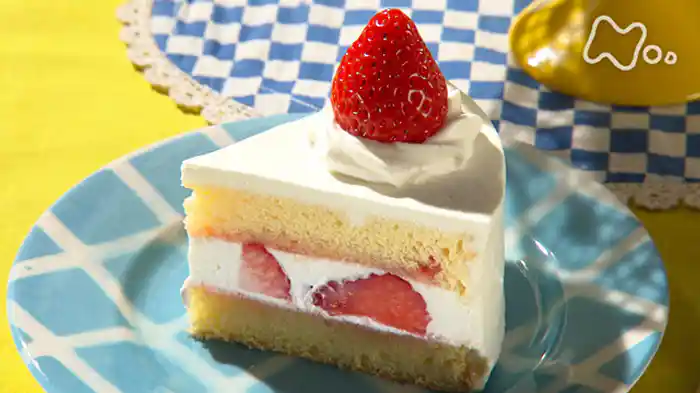 “大ピンチずかん”のたんじょうびケーキ