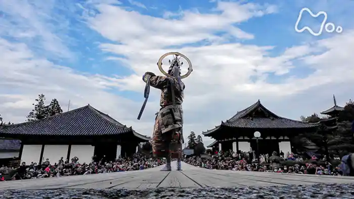 「奈良　菩薩が来た道」