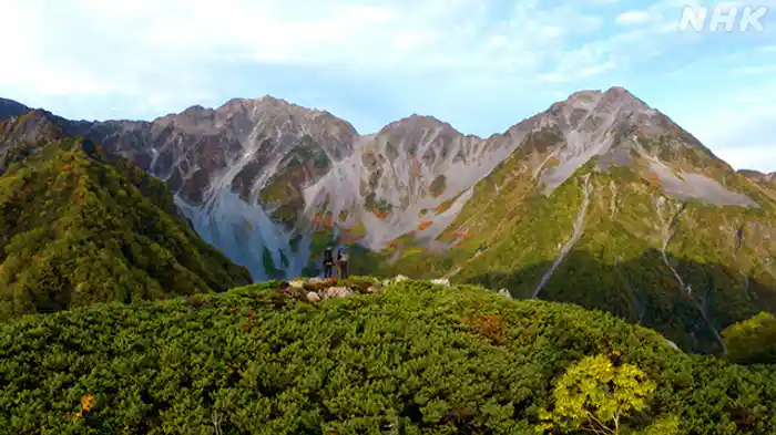 紅葉きらめく秋の穂高へ