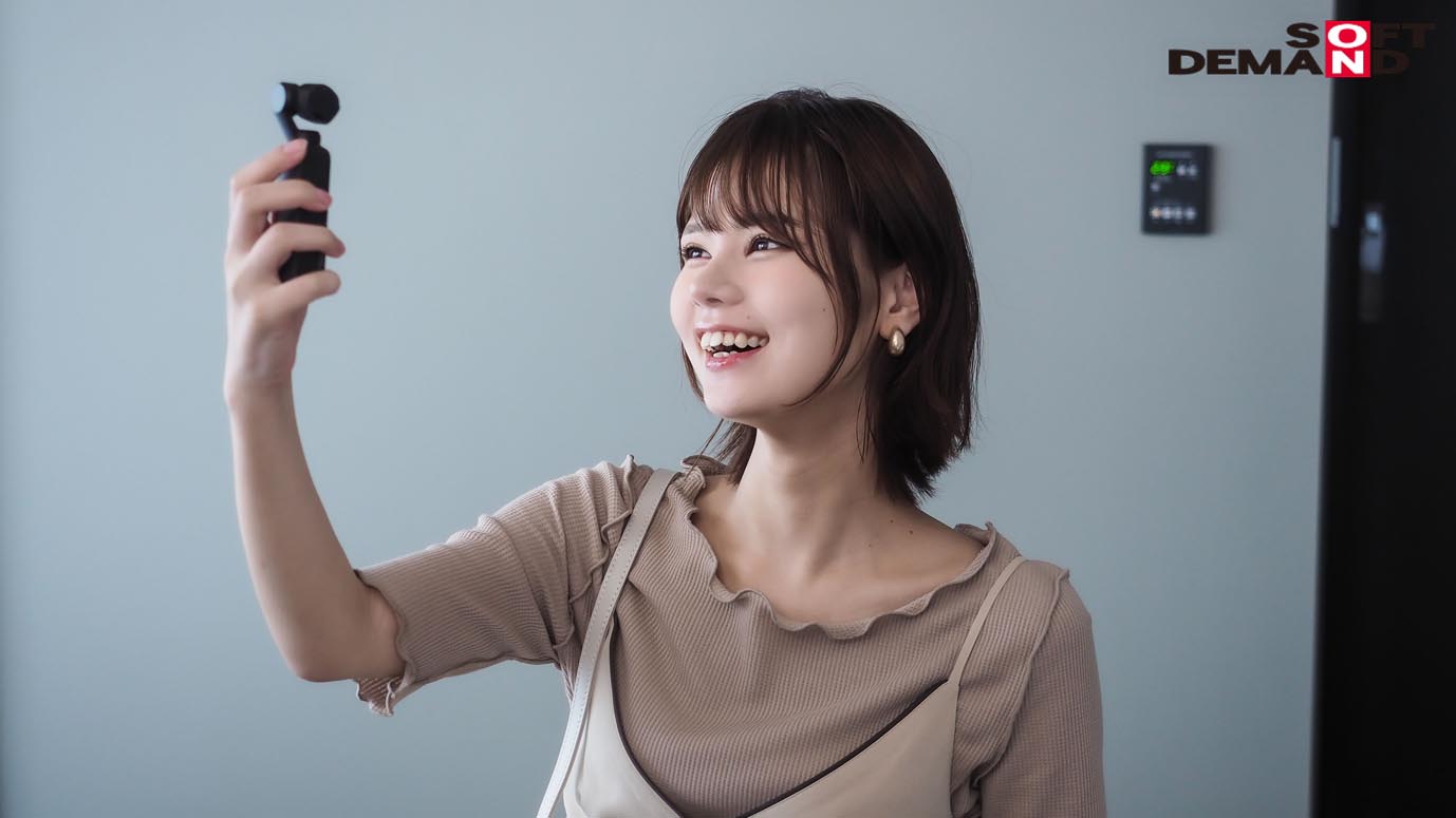 人一倍性欲強めな陰キャの人生が変わる時。初めての生チン、初めての中出し。のち、乱交。 本田のえる