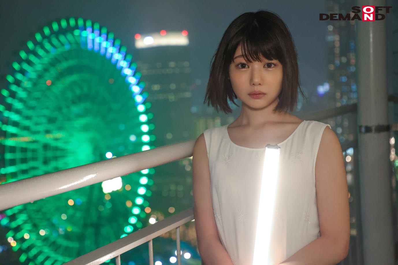 青春美少女がデカチン絶頂 バナナサイズの巨根をミニ膣にねじ込む超イキまくり4SEX 桃乃りん
