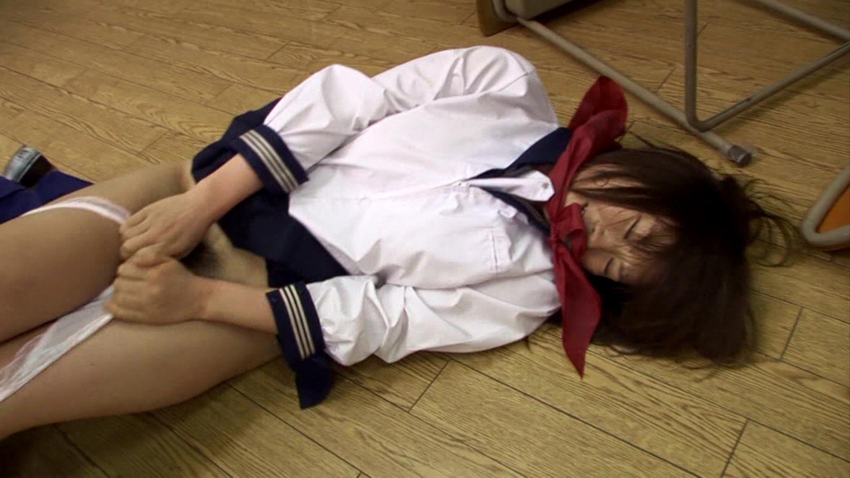 女子校生暴行 強姦映像集240分 15名の犠牲者