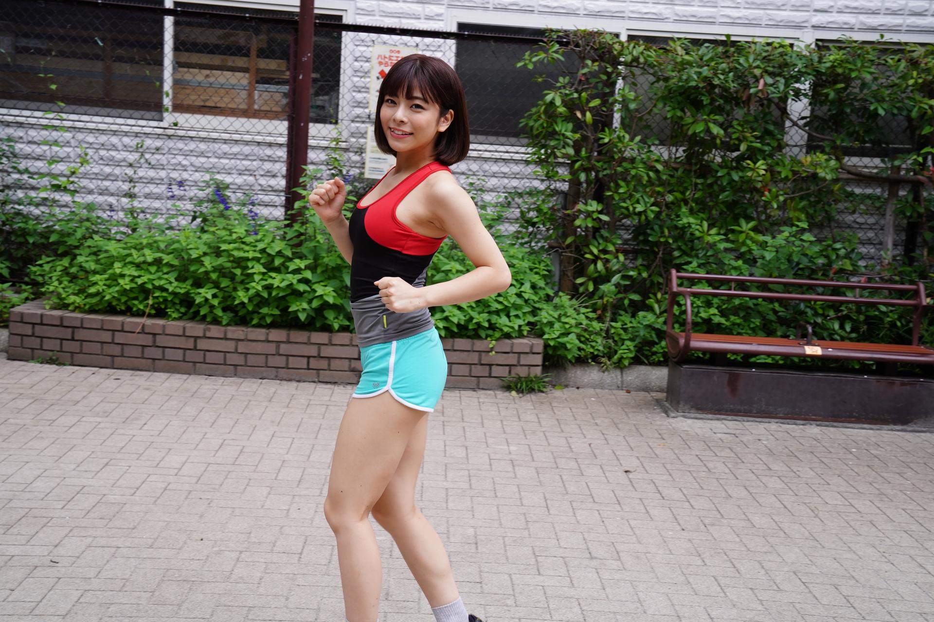 美女たちの足裏をふやけるまで舐めたい！6　ランニングシューズ編