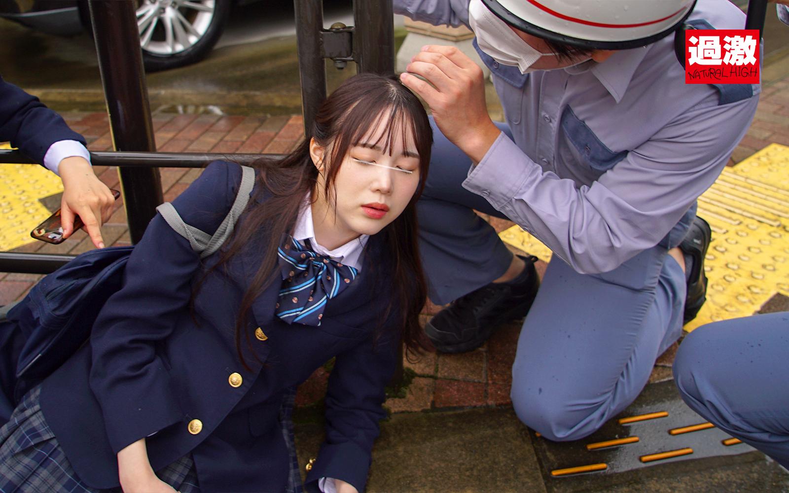 敏感乳首いじり痴漢2022 搬送中の救急車でイタズラされたJ〇/タクシー内でハメられたJD