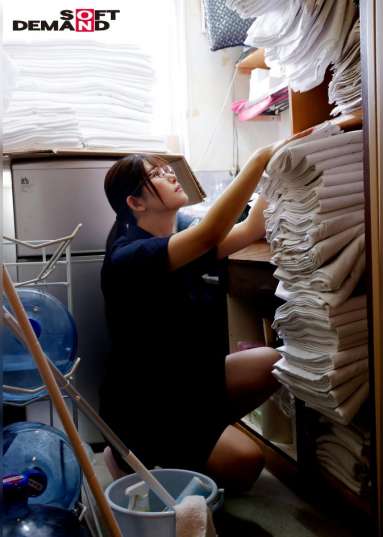 バイトSEX動画　ラブホテル清掃スタッフ　水野　21歳　大学生