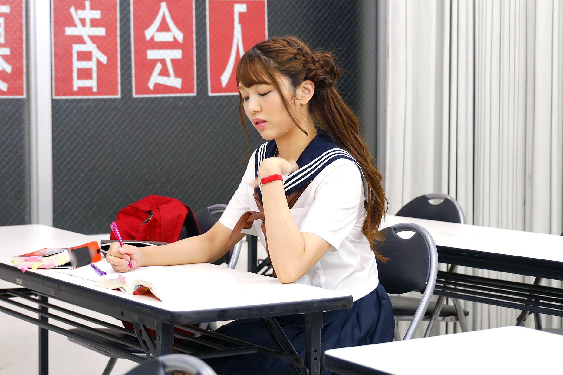 予備校に通う地味でマジメな女子○生をレイプしながら全身を媚薬漬けにしたら、こっちが引くほど痙攣・潮＆泡吹き・失神しまくった！11