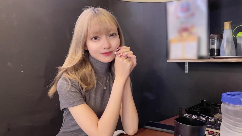 【スレンダー美ビッチギャルと濃厚セクロスはめ撮り！！】【ビンカンちっぱいでイキまくるド淫乱系ビッチをオヂチンわからせ生ピストン！！】【ギャル美尻に打ち付け快楽のままに猛烈ピスでNN１発おまけに１発！！】　藍瀬ミナ