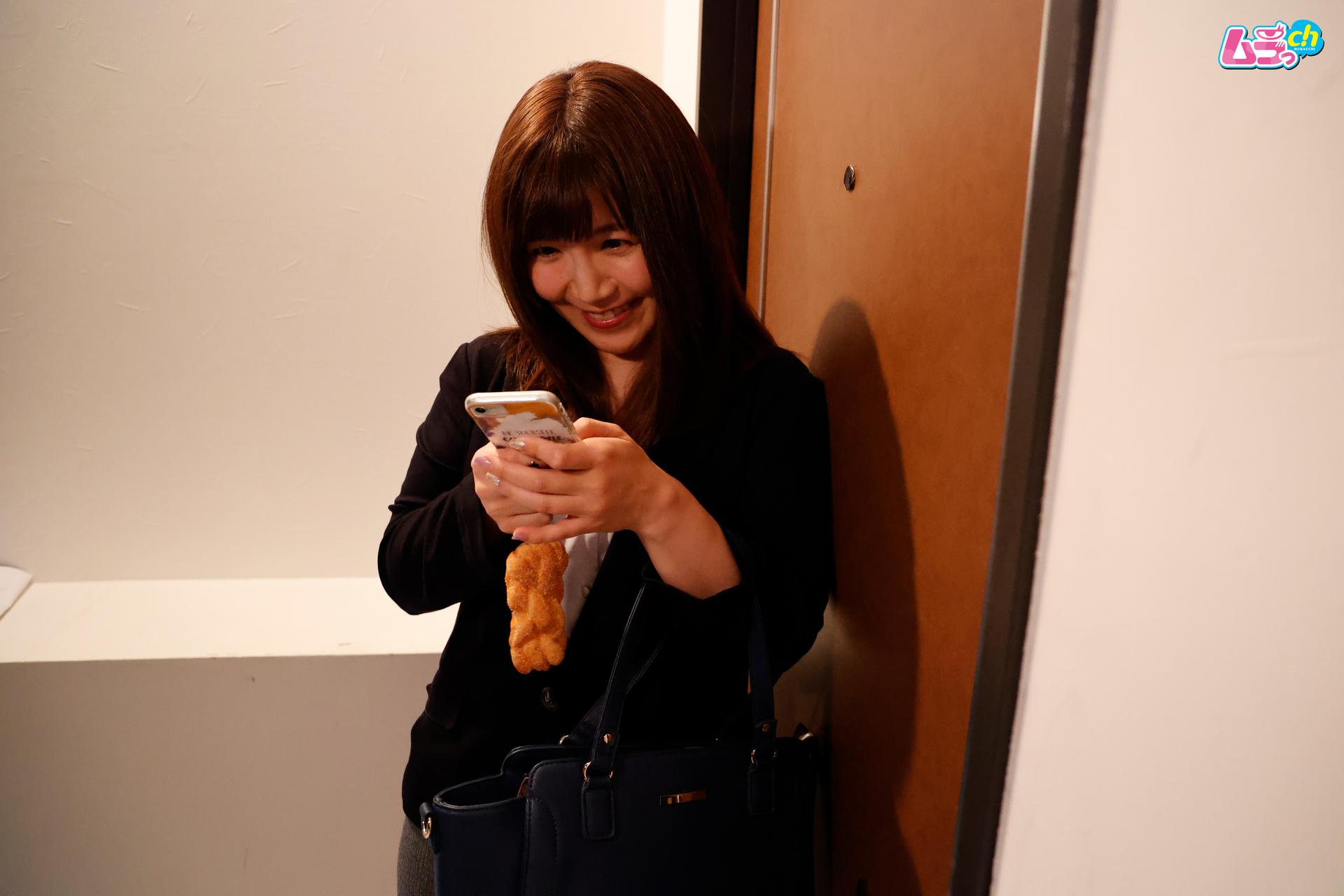 本当にあった濡れる話~行きつけのイケメンカフェ店員に犯されて~