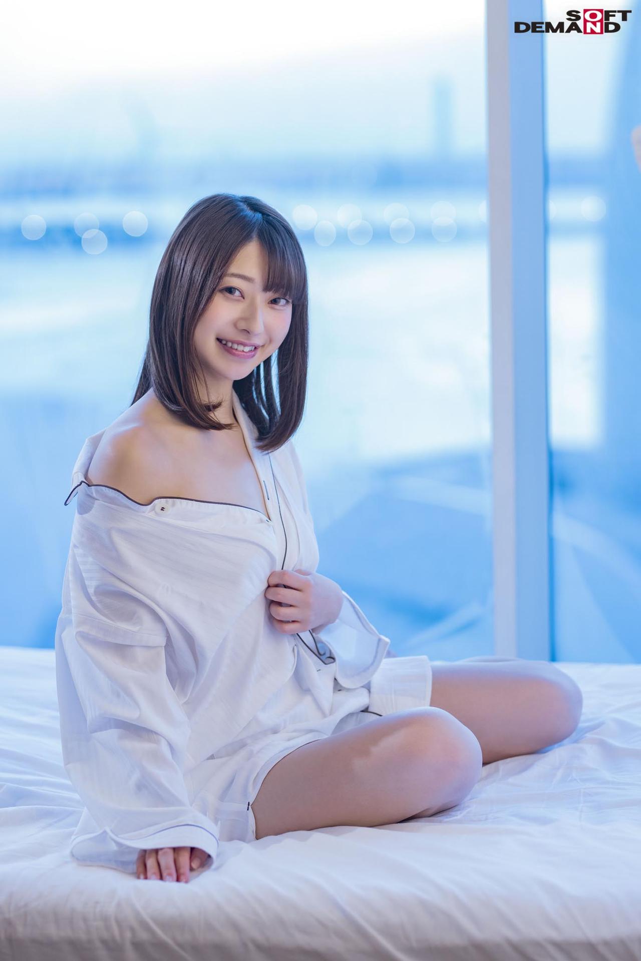 初中出し 会社終わりにホテルで朝までずっとマ●コに精子入れっぱなし… 中山琴葉