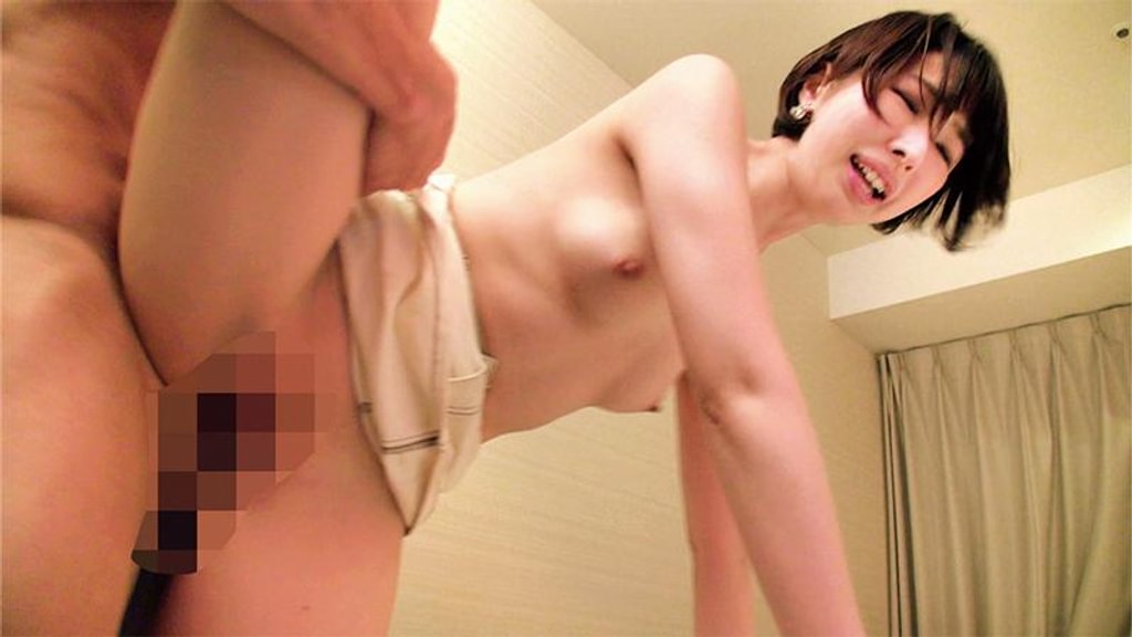 【検証】『一般人をず~とイカせ続けるとAV女優よりもヤバい事になる説』 潮潮潮の大量失禁閲覧注意 清楚女子大生のありえない連続中出しSEX れい ゆい