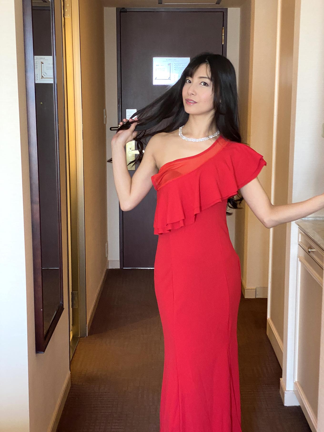 あのクイーンオブHOTが遂に中出しデビュー!AV女優らしからぬ…秘書かOL、はたまた愛人か? 平清香/南かおり