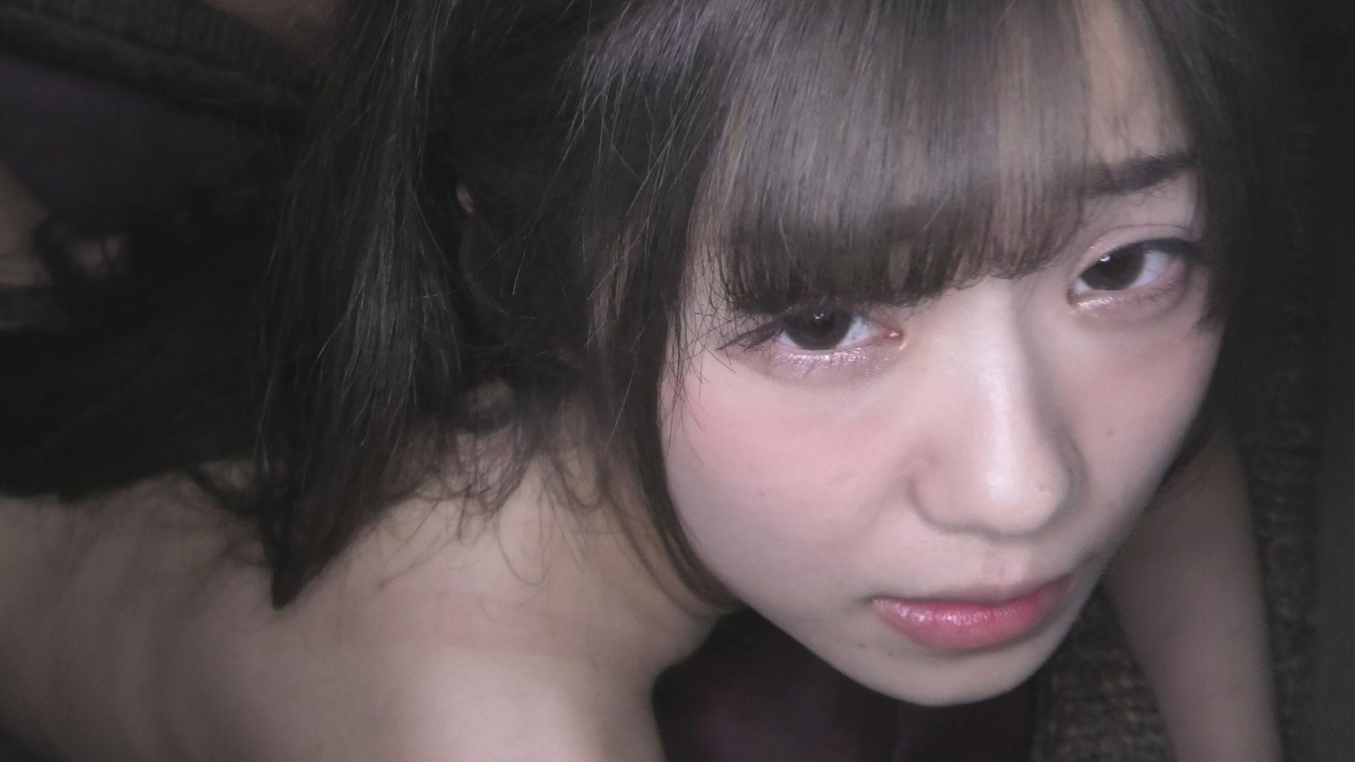 圧倒的美少女の小柄ボディをぶち壊すほどの激しいエッチで生ハメ貫通した記録!