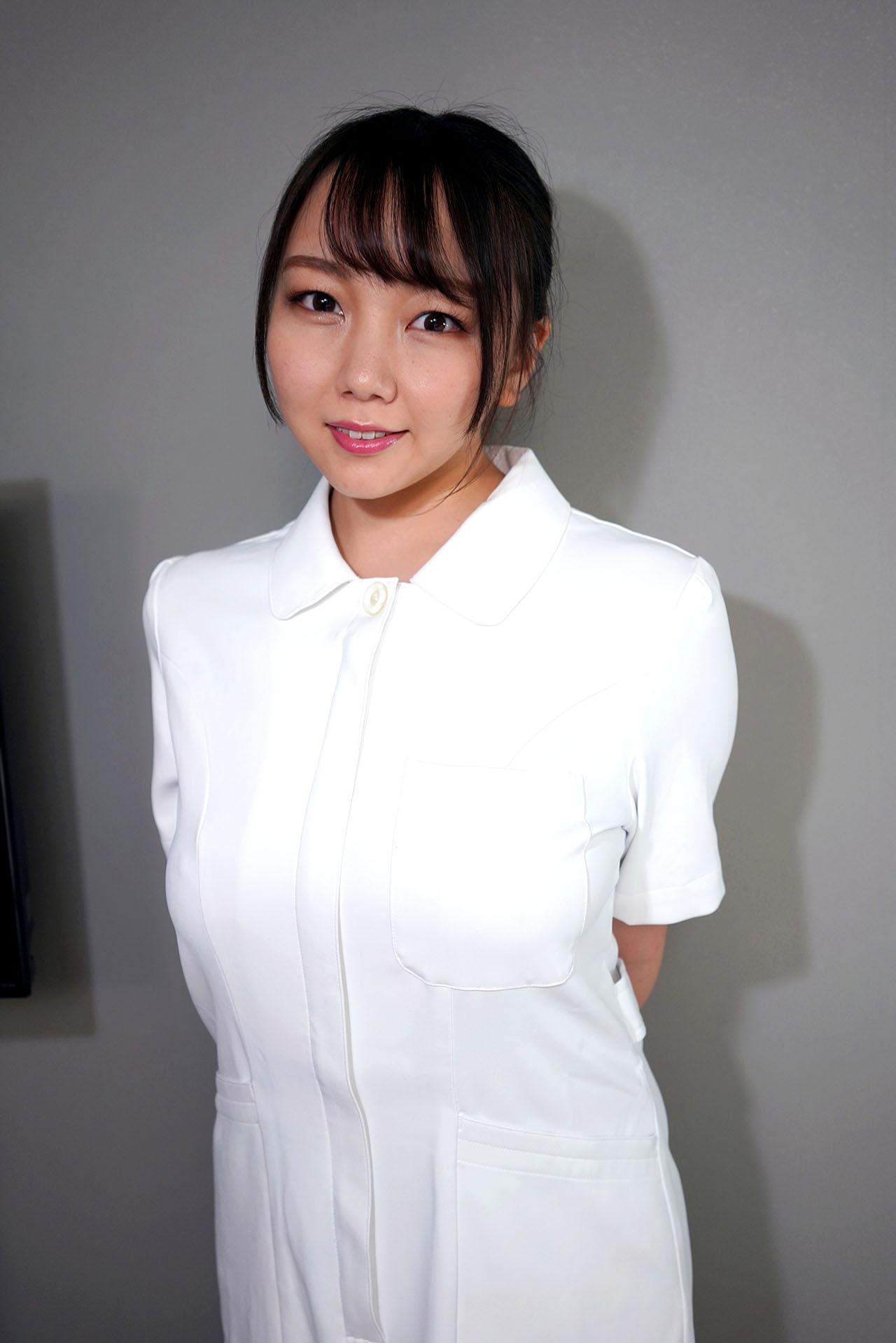 アプリで1000人以上食いまくってるナンパ師が今年一番勃起した爆乳看護師 あおい