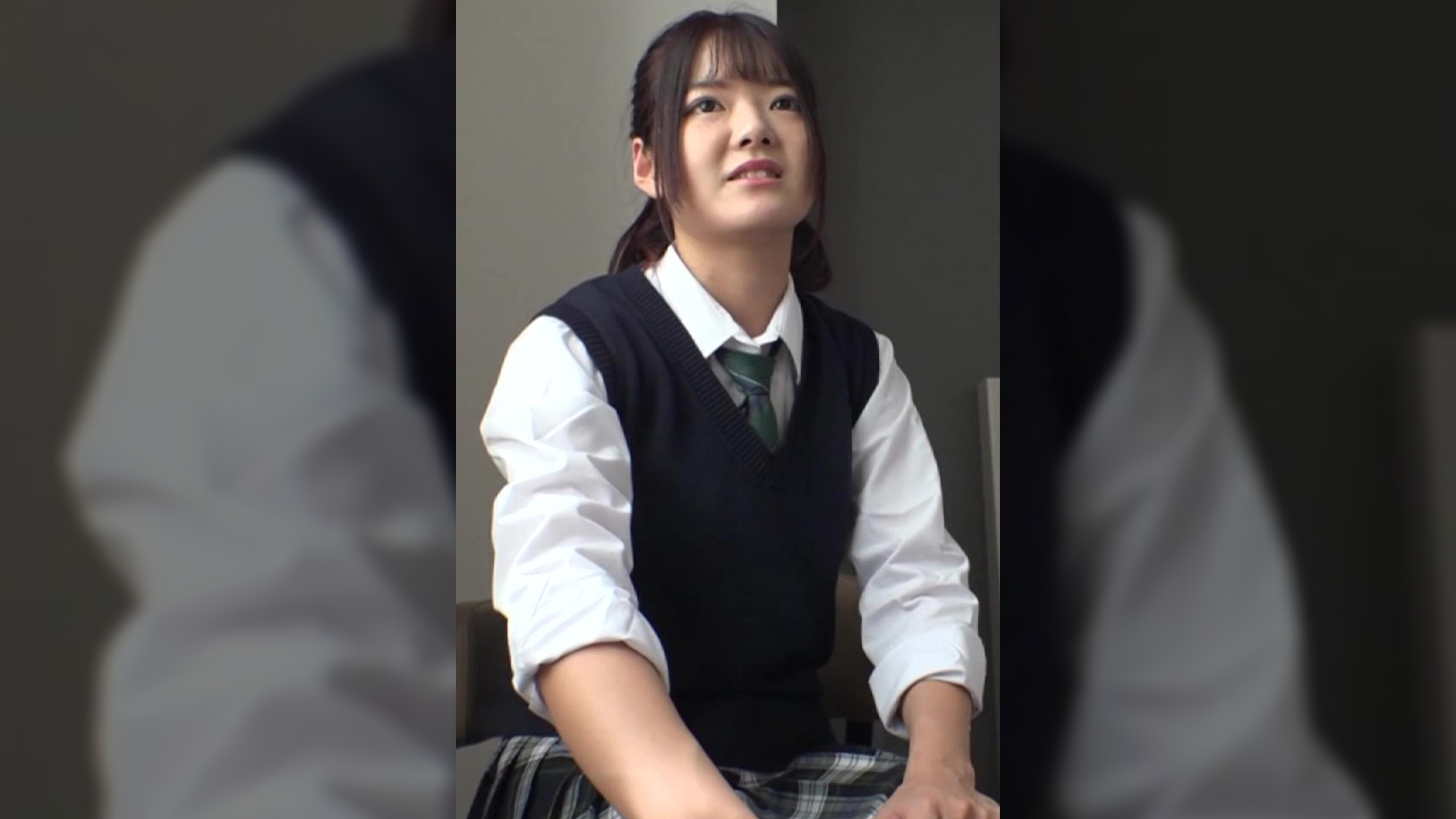 学生証で羞恥心を煽られて…。●●女子の口やマ〇コに発射!