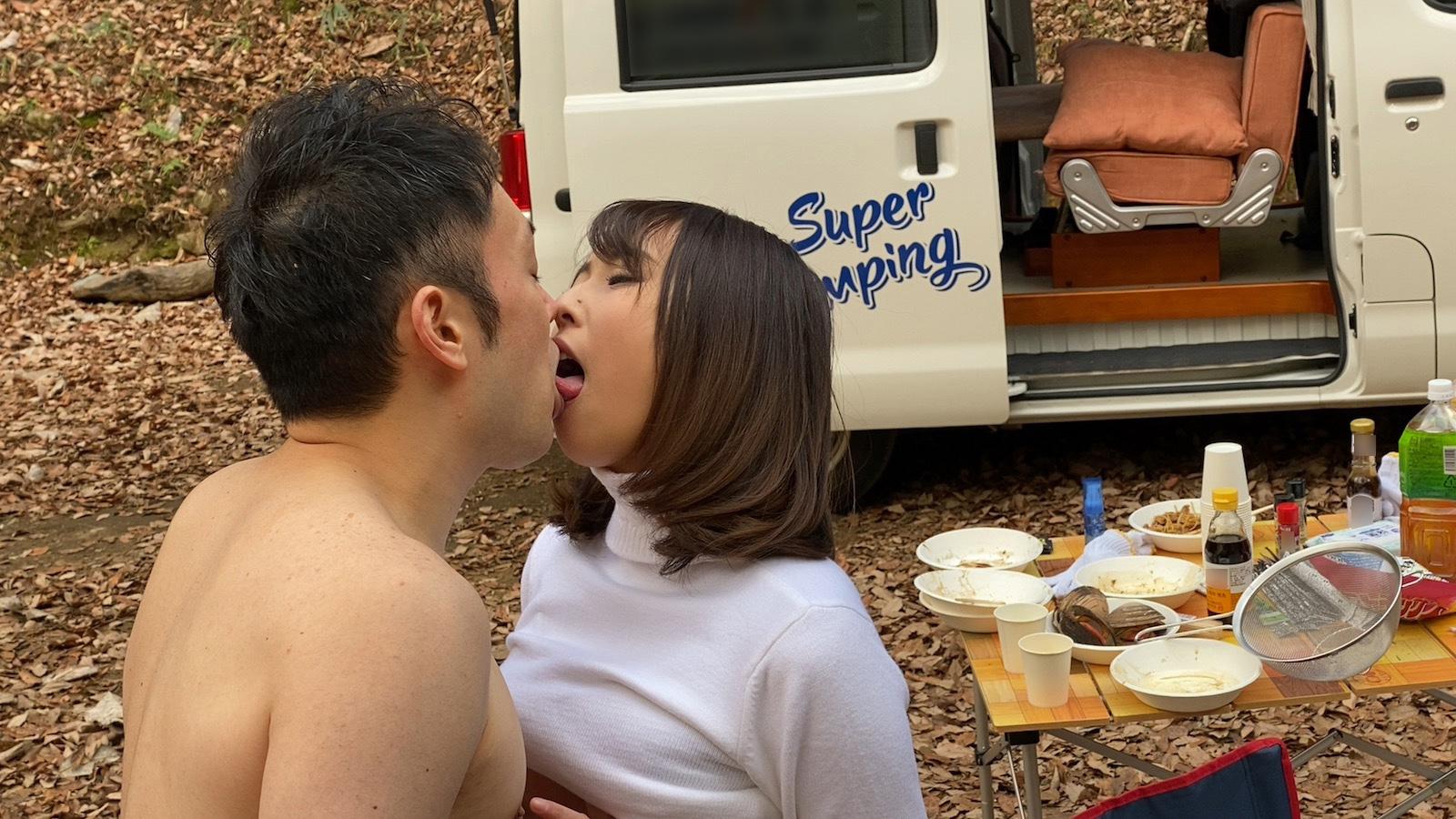 キャンピングカーセックス　有星あおり　22歳