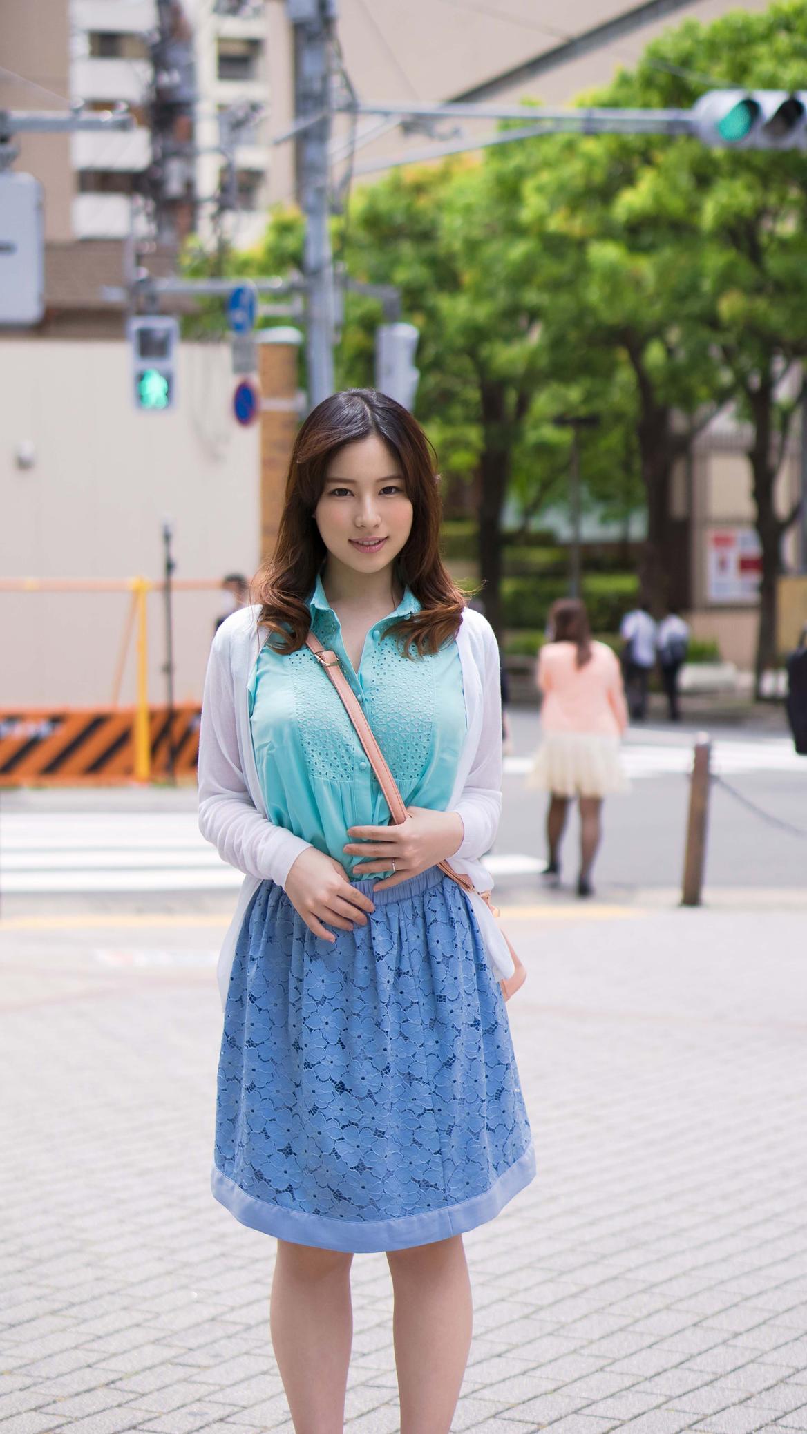 mpo.jpプレゼンツ ザ☆ノンフィクション 素人ナンパ神回ベスト【隙アリ人妻編】36人8時間スペシャル