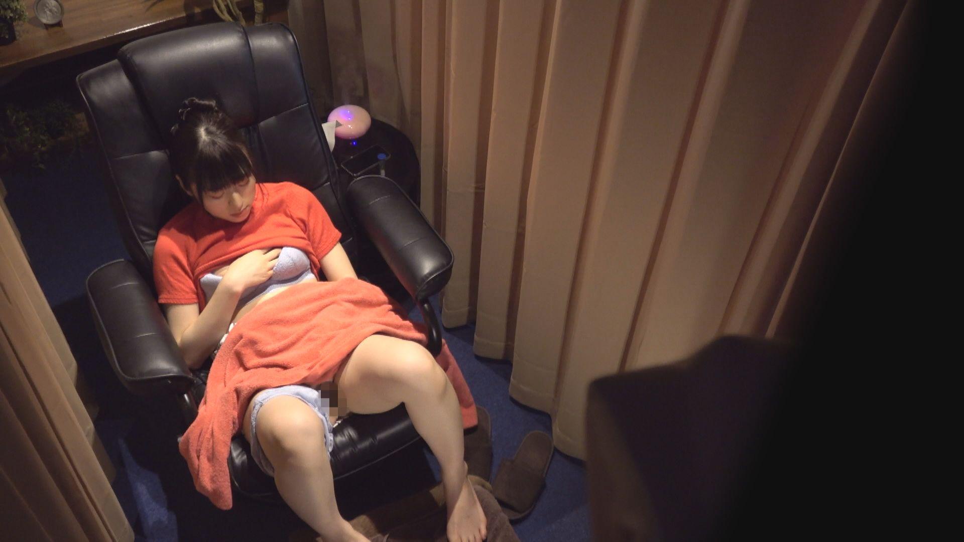 欲望全開OL震えイキ 睡眠カフェオナニー