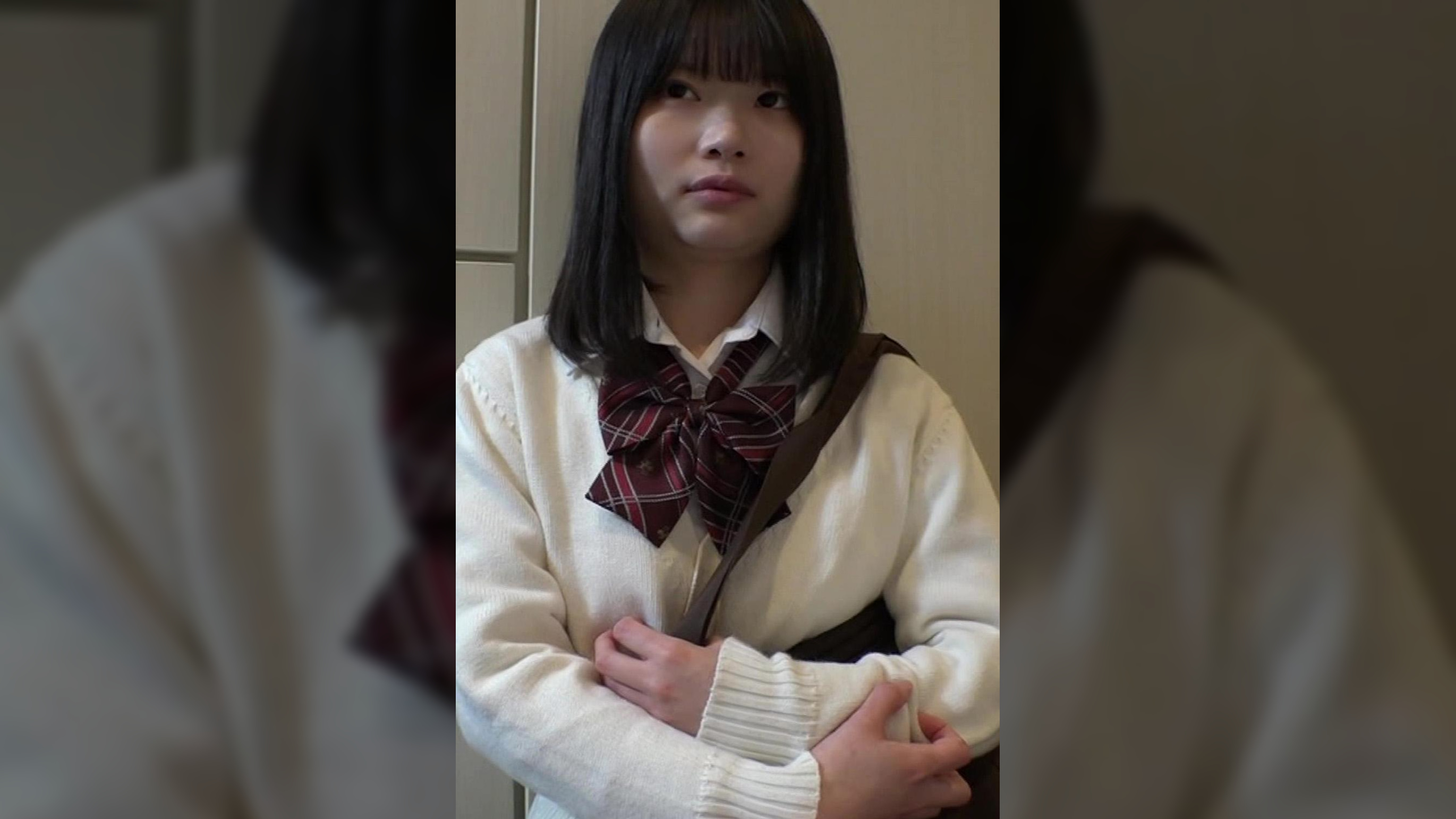 巨漢のおじさんが童顔●児体型女〇〇生をハメまくる