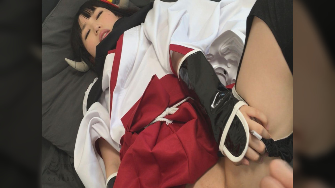 コスプレイヤーハメ撮り個人撮影流出投稿映像 雫