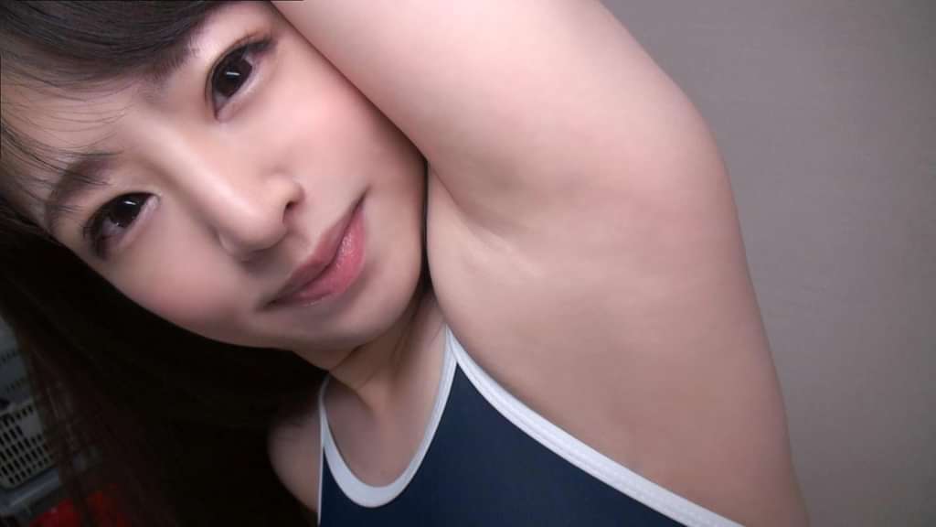 濡れてテカってピッタリ密着 神スク水 桃尻かのん 美少女から人妻まで可愛い女子のスクール水着姿をじっとりと堪能 着替え盗撮から始まり貧乳から 巨乳にパイパン ハミ毛 ジョリワキ等のフェチ接写やローションソーププレイやスク水ぶっかけに生中出し等を完全着衣で