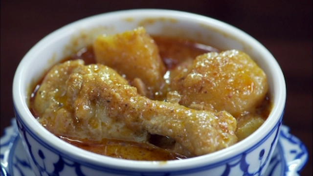 第11話 足立区 北千住のタイカレーと鶏の汁無し麺