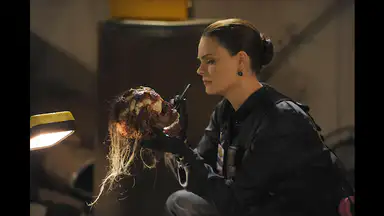 Bones 骨は語る シーズン8 第2話 仮面夫婦の真実 の動画視聴 あらすじ U Next Bones 骨は語る シーズン8 第2話 仮面夫婦の真実 の動画視聴 あらすじ U Next