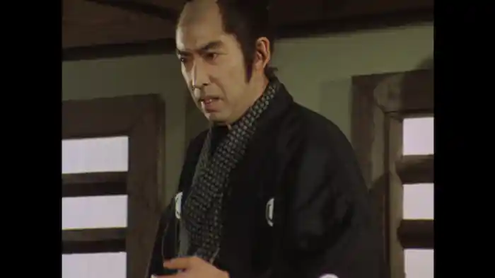 空桶で唄う女の怨みうた