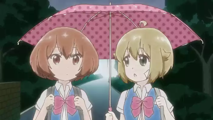 後輩と　明けゆく春の　嵐かな