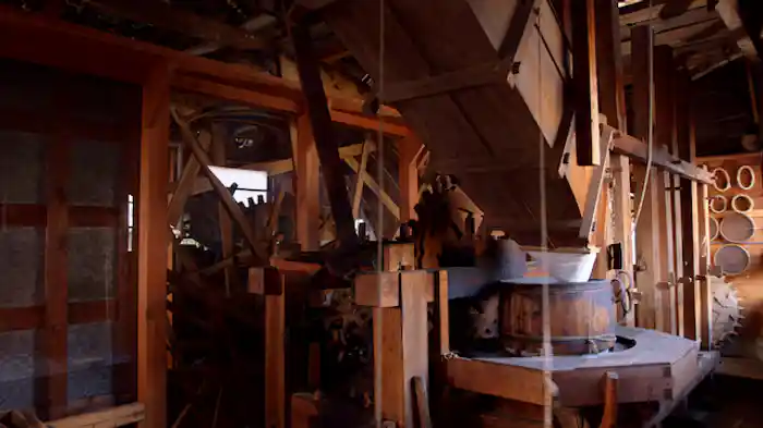 「旧峯岸水車場」