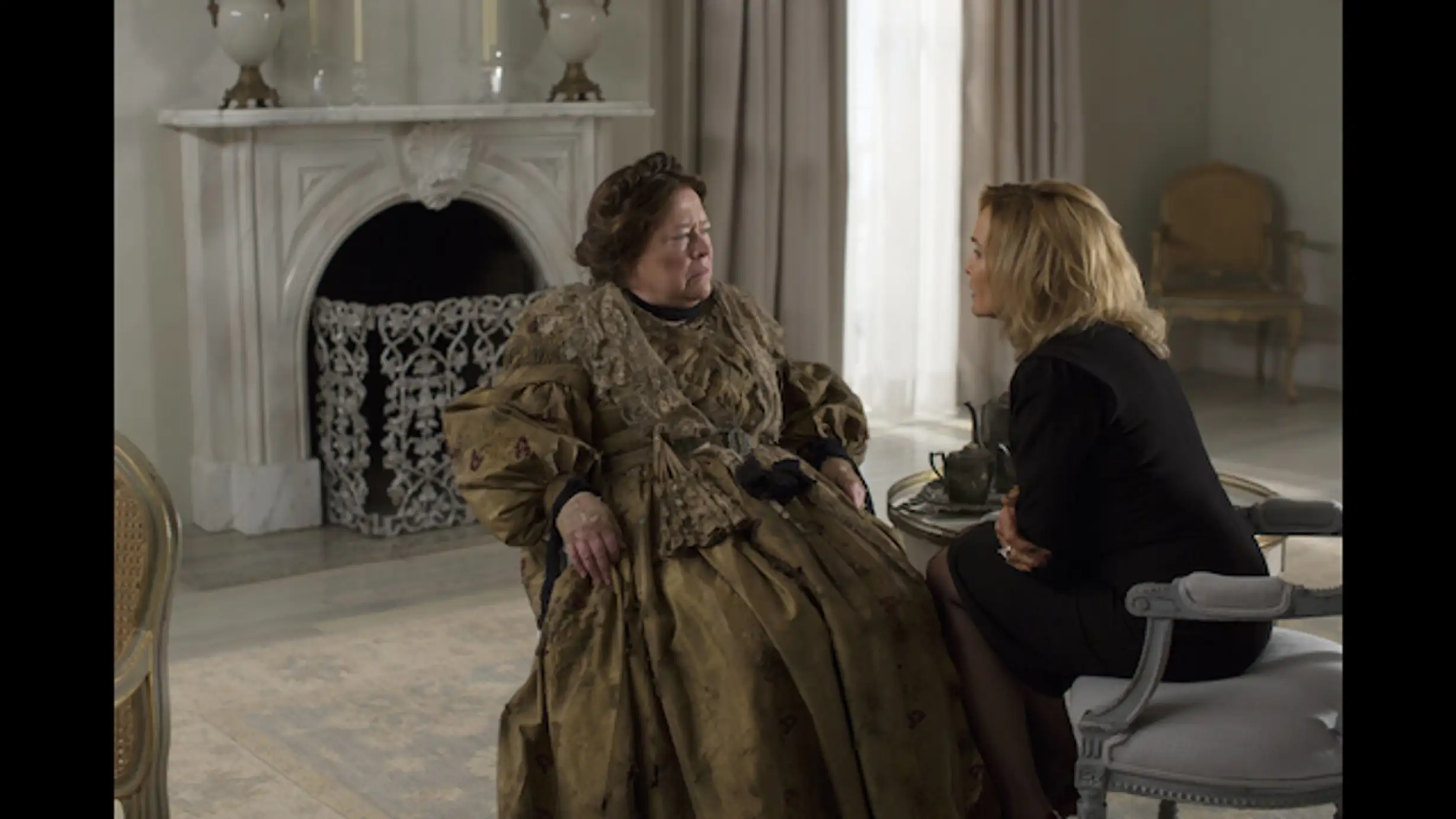 アメリカン ホラー ストーリー 魔女団 第2話 新たな世界 海外ドラマ 13年 の動画視聴 あらすじ U Next