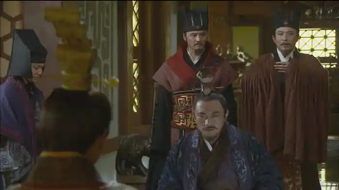 「戻った韓厥」