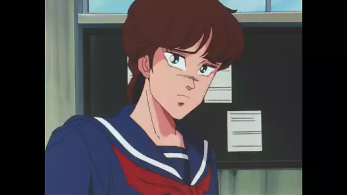 黒板に何かが！？