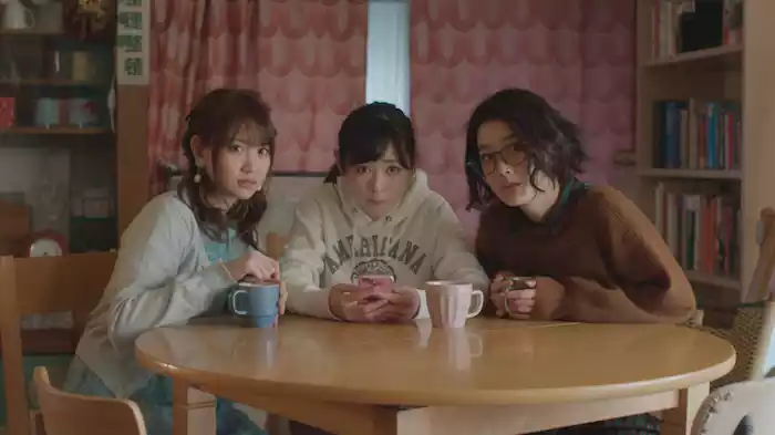 「声優×水着でバズる」
