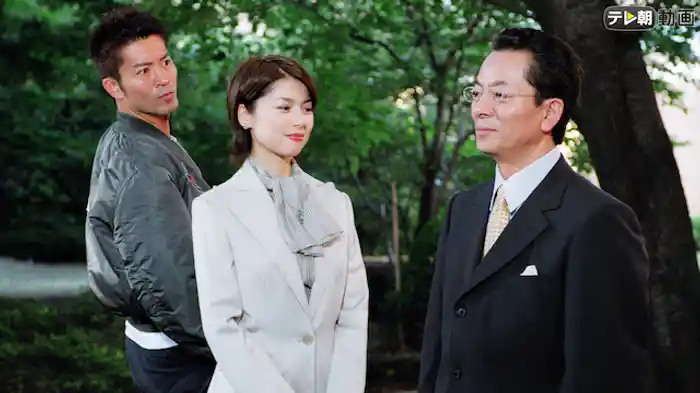 「警視総監室にダイナマイト男が乱入!刑事が人質に!?犯罪の影に女あり…」