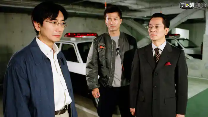 「下着泥棒と生きていた死体」