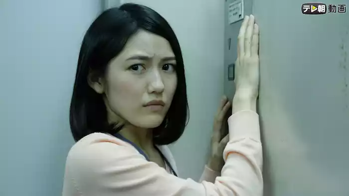 『エレベーター』