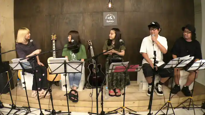 オリジナルソングを披露！