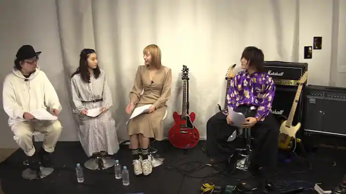 エレキギターを学ぶ！