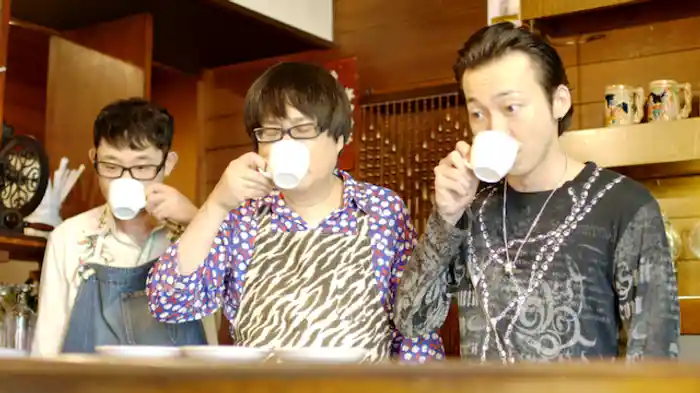 三人兄弟 救世主現る?